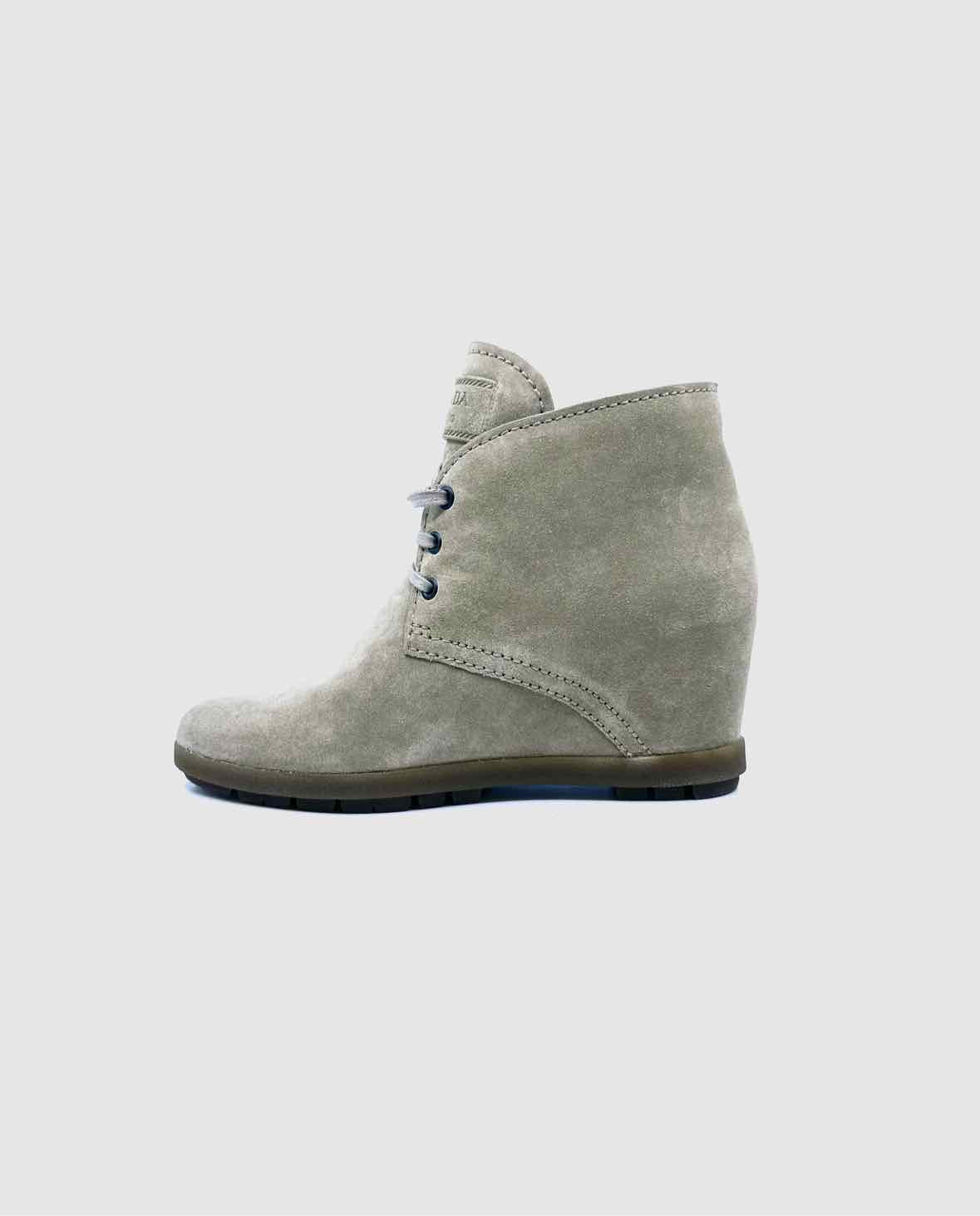PRADA Size 8 Beige Suede Solid Ankle Boot