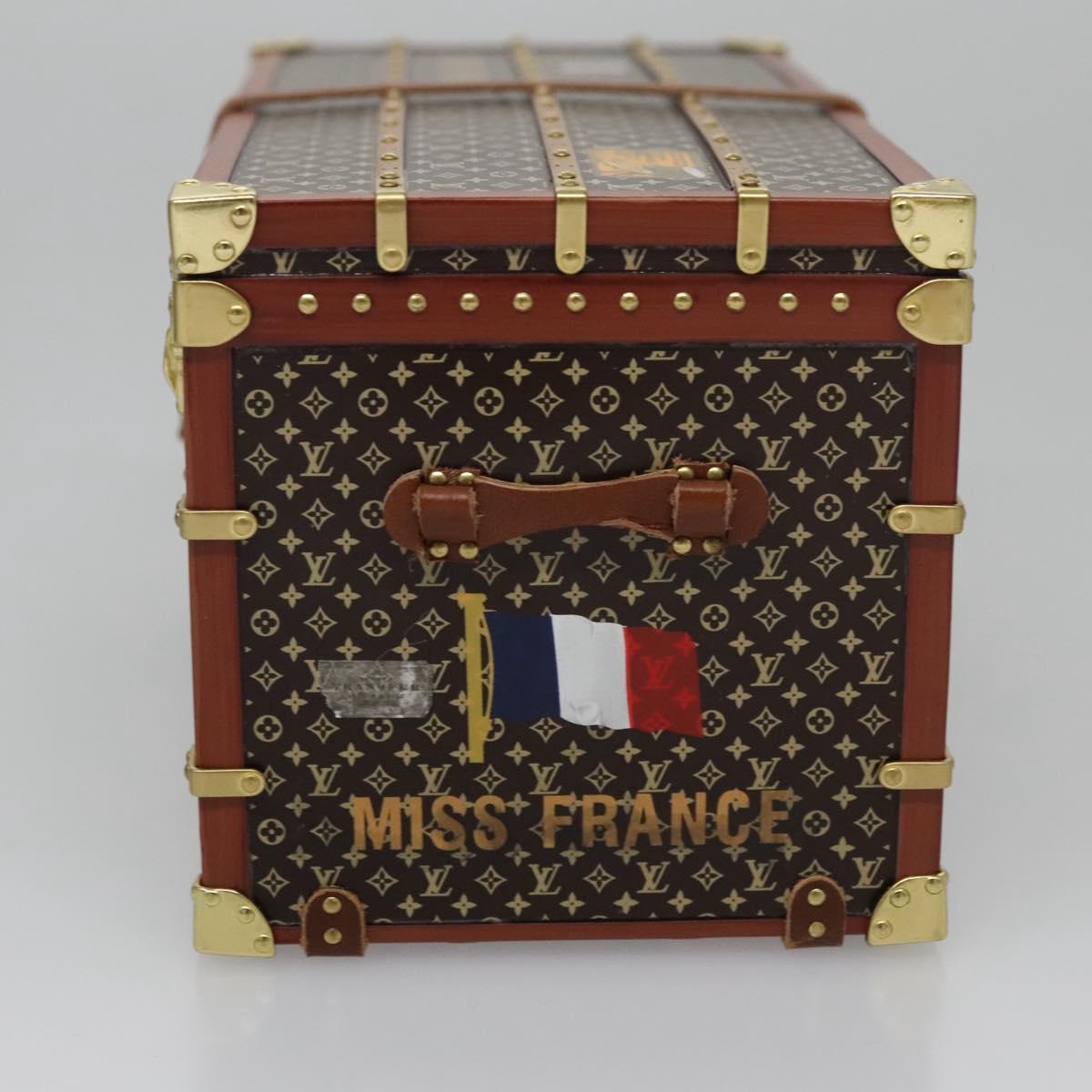 LOUIS VUITTON Miss France Paper Weight Brown M99408 LV 114266