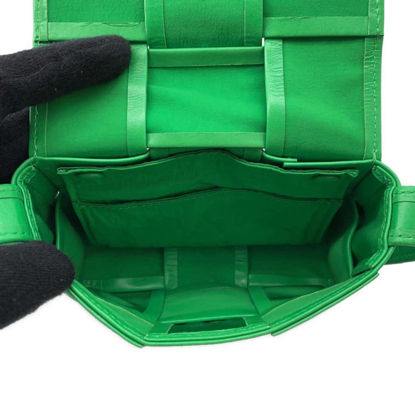 BOTTEGA VENETA Cassette Shoulder Bag