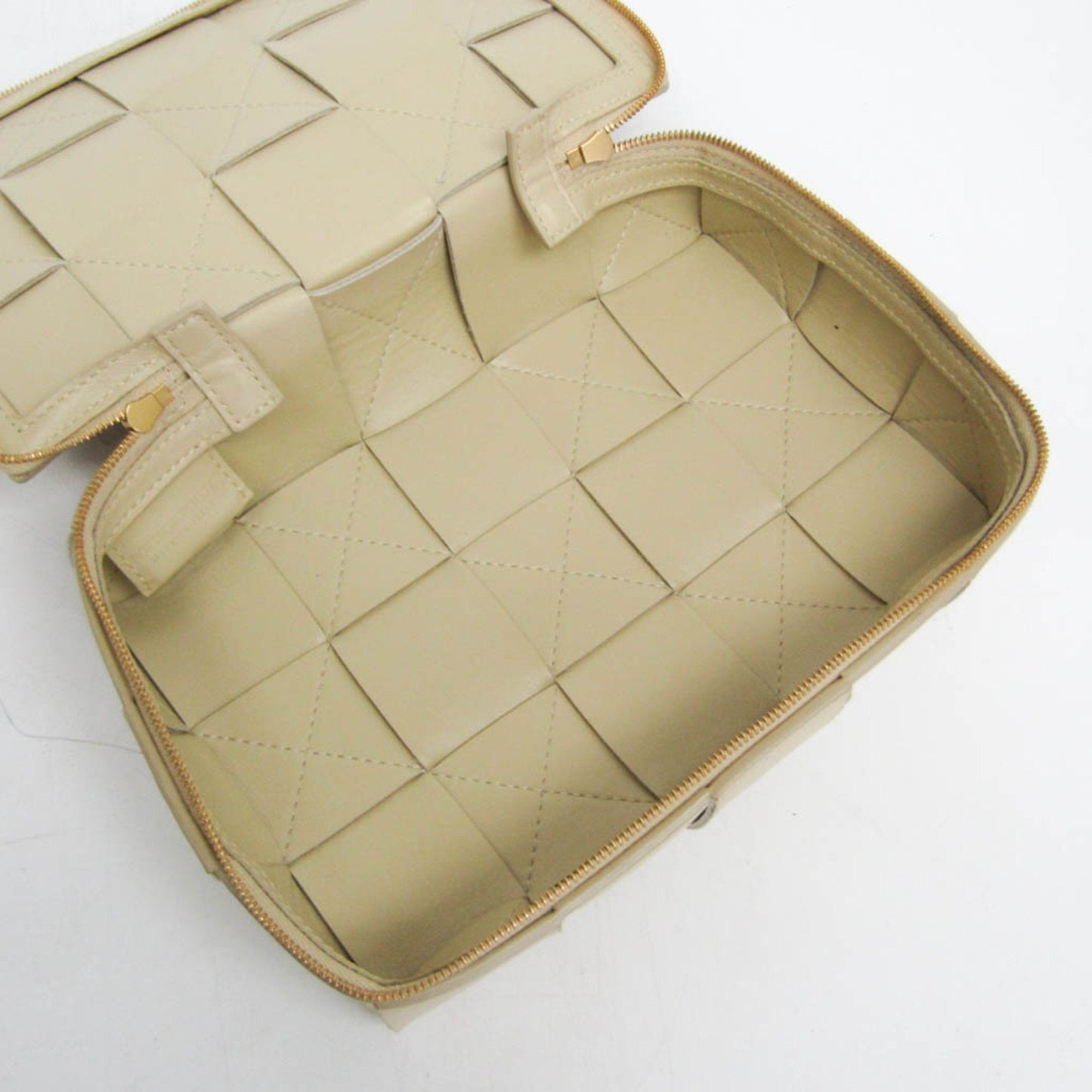 BOTTEGA VENETA Cassette Clutch Bag
