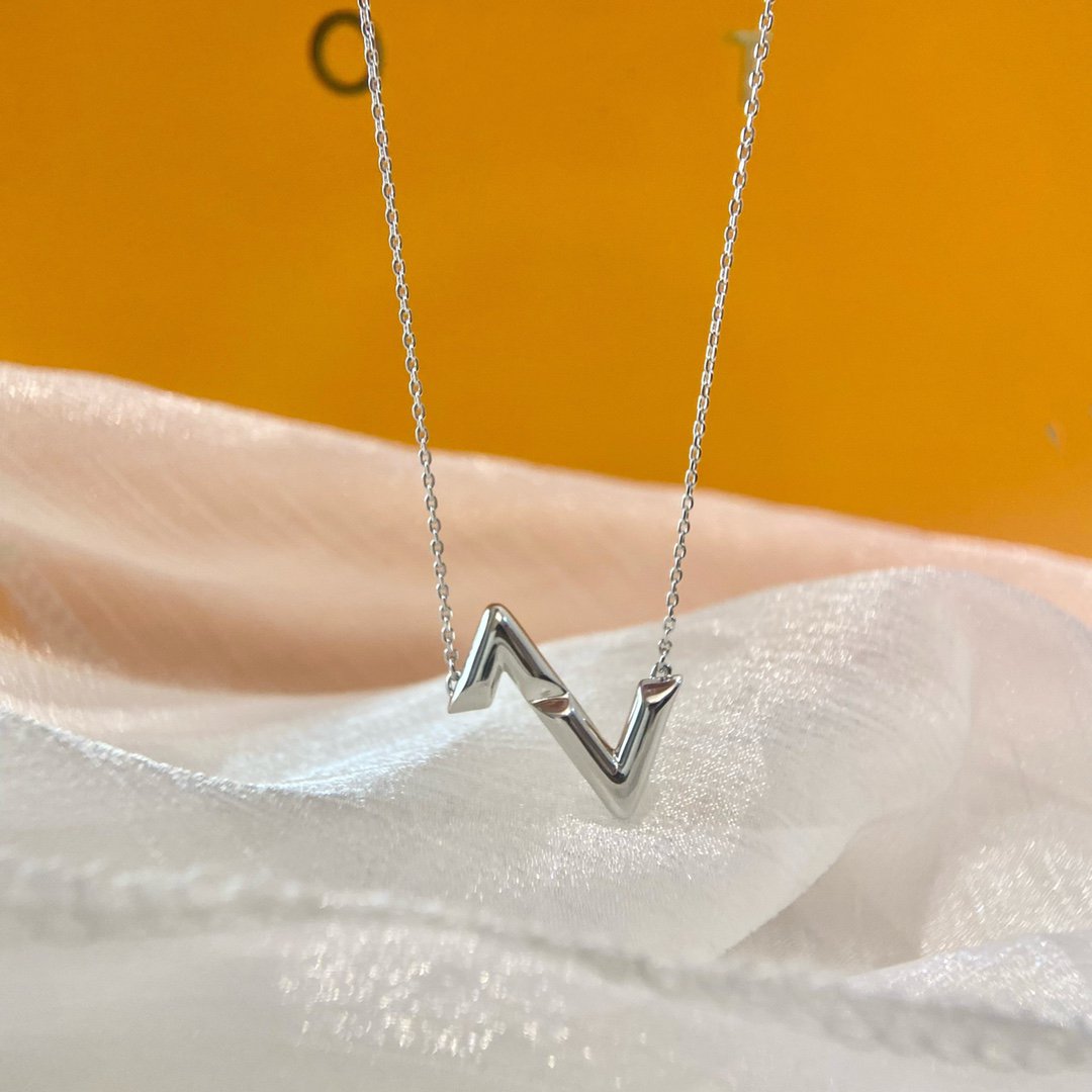 Louis Vuitton VOLTE UPSIDE DOWN NECKLACE