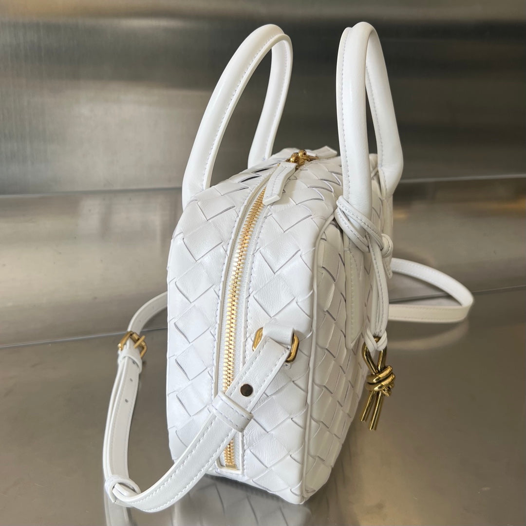 Bottega Veneta BV GETAWAY SMALL 23CM WHITE LAMBSKIN
