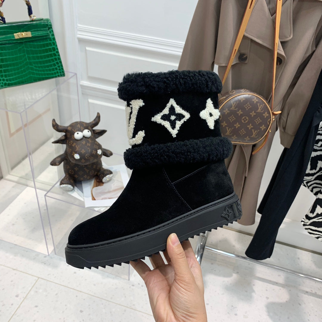 Louis Vuitton Snowdrop Flat Ankle Boot Black Monogram White Suede