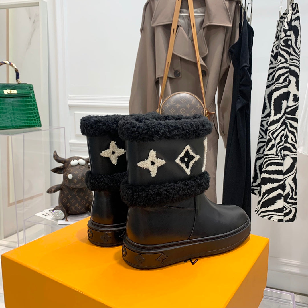 Louis Vuitton Snowdrop Flat Ankle Boot Black Monogram White Cowhide