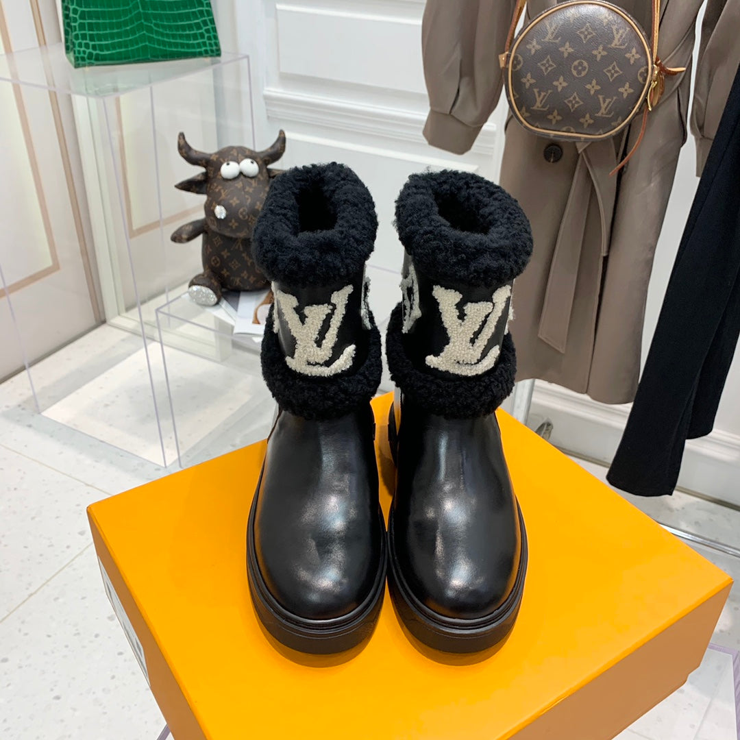 Louis Vuitton Snowdrop Flat Ankle Boot Black Monogram White Cowhide