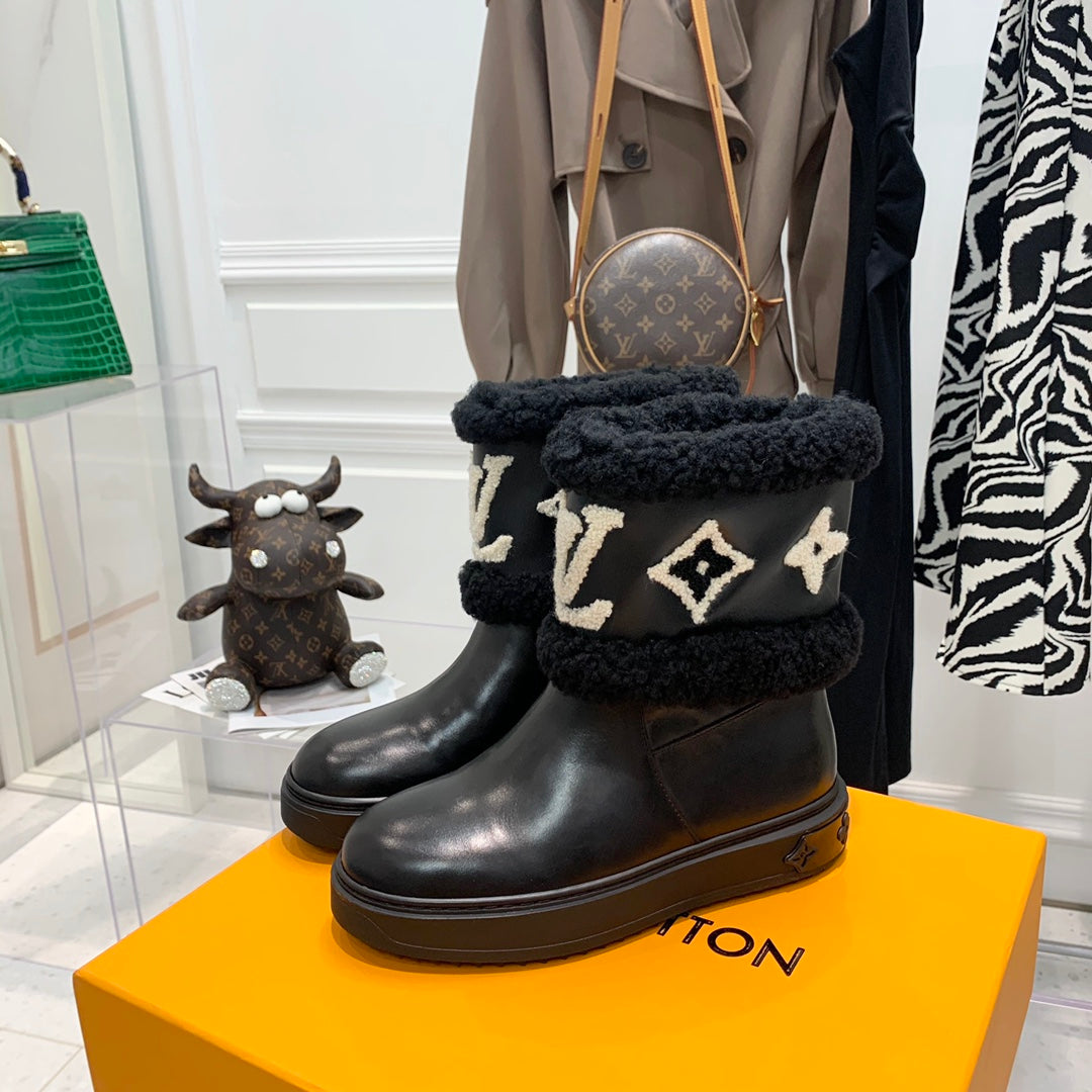Louis Vuitton Snowdrop Flat Ankle Boot Black Monogram White Cowhide