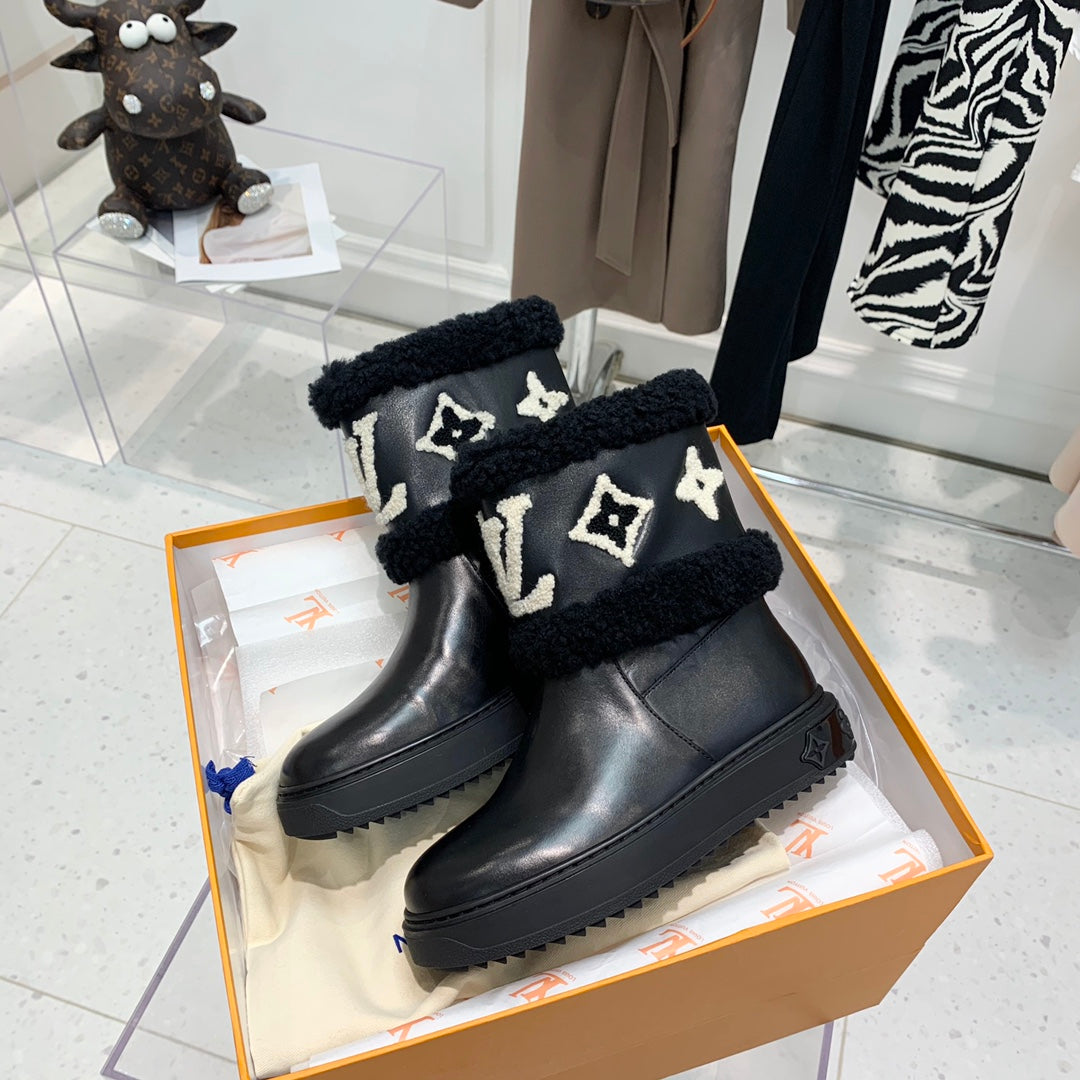 Louis Vuitton Snowdrop Flat Ankle Boot Black Monogram White Cowhide