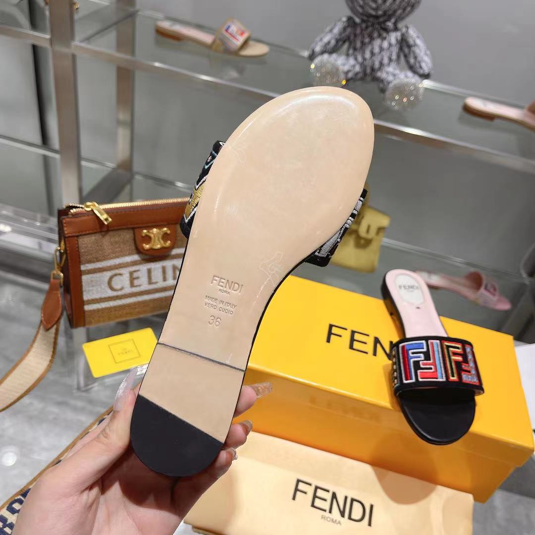 FENDI FF Multicolor Logo Slide Pink Black Leather