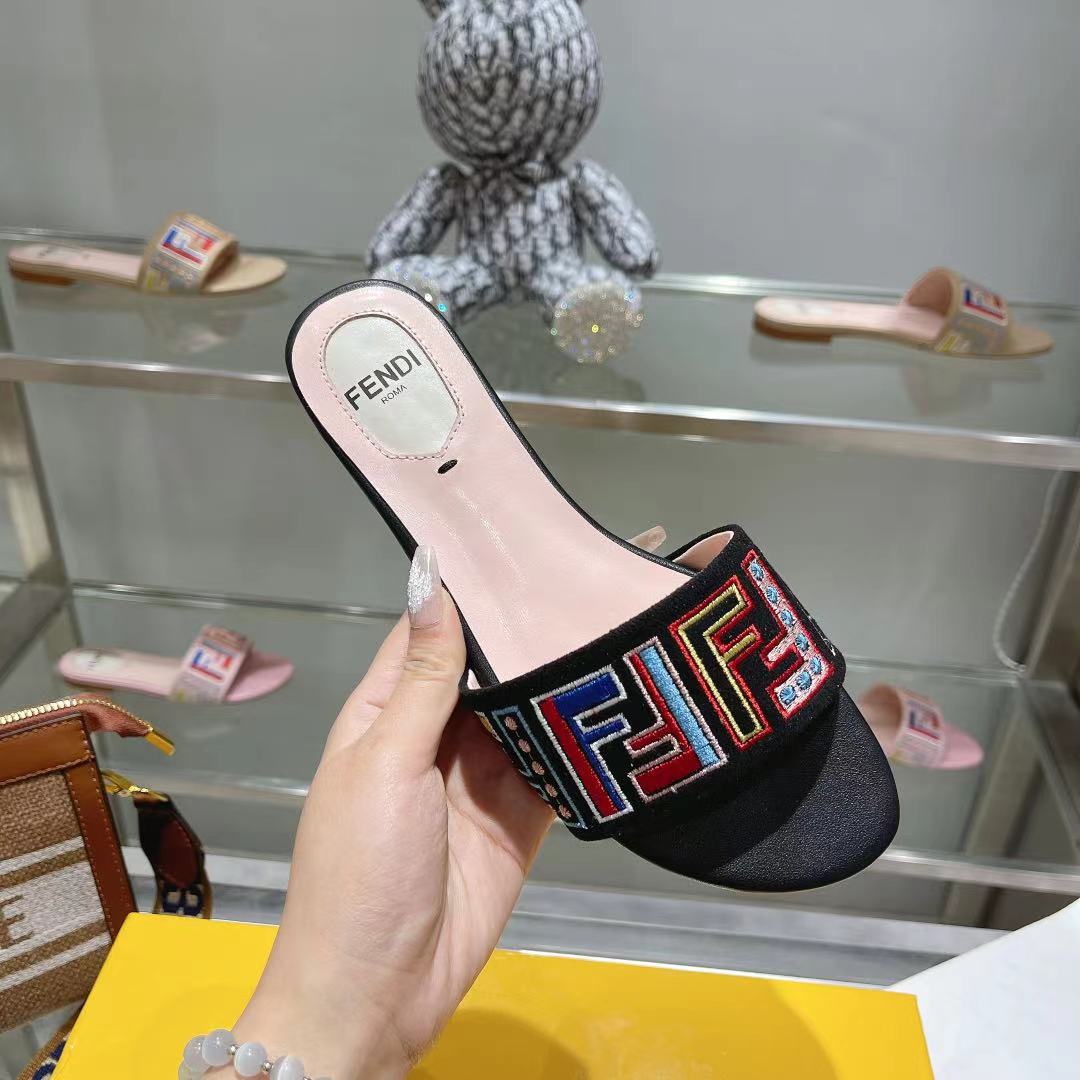 FENDI FF Multicolor Logo Slide Pink Black Leather