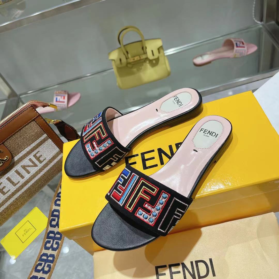 FENDI FF Multicolor Logo Slide Pink Black Leather