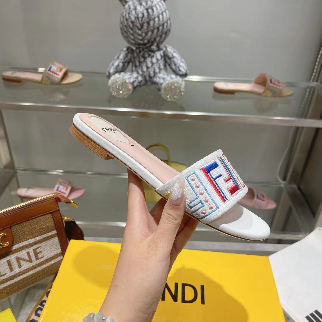 FENDI FF Multicolor Logo Slide Pink White Leather
