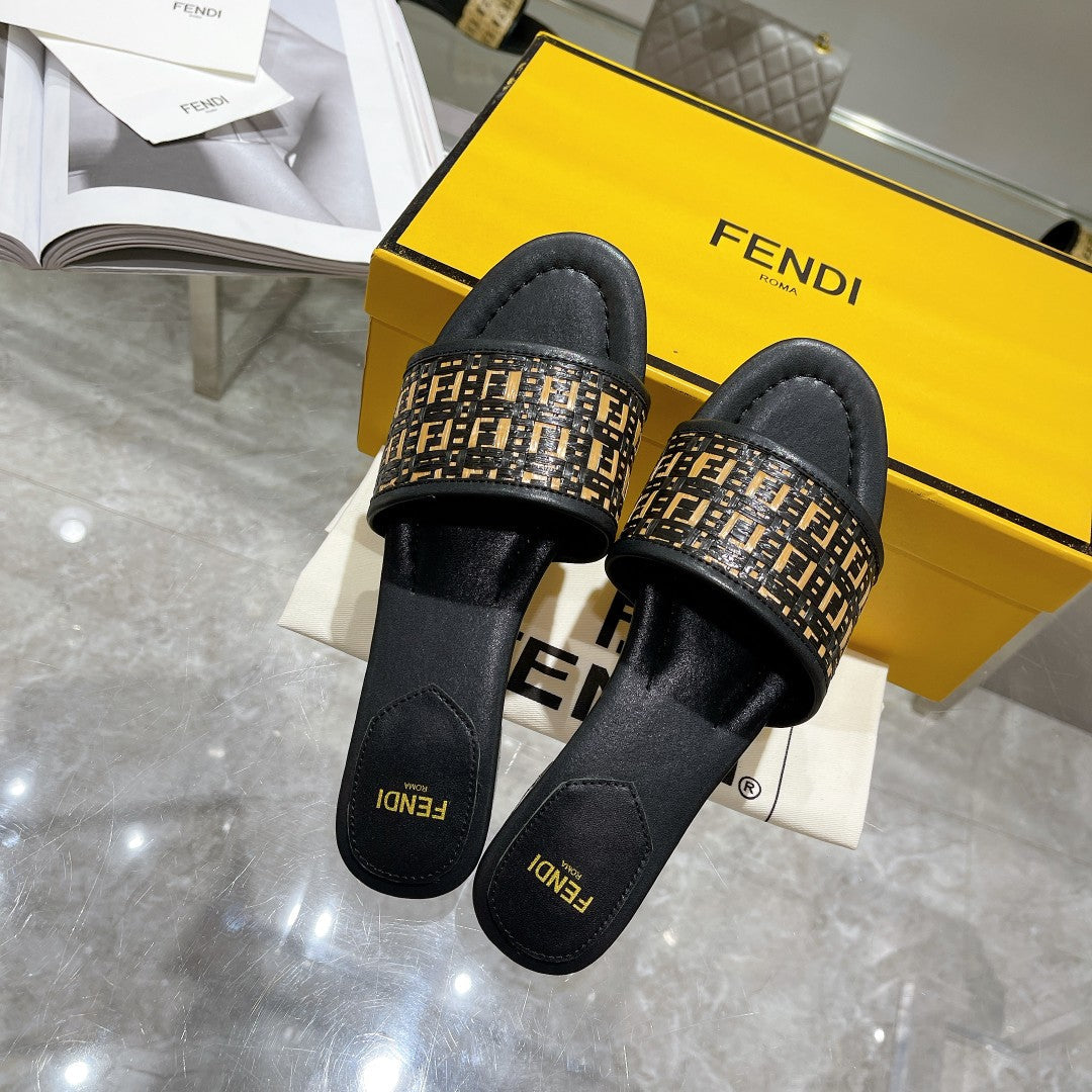 FENDI FF Women Raffia Black Sandal