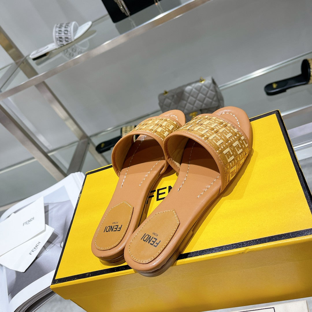 FENDI FF Women Raffia Sandal Tan