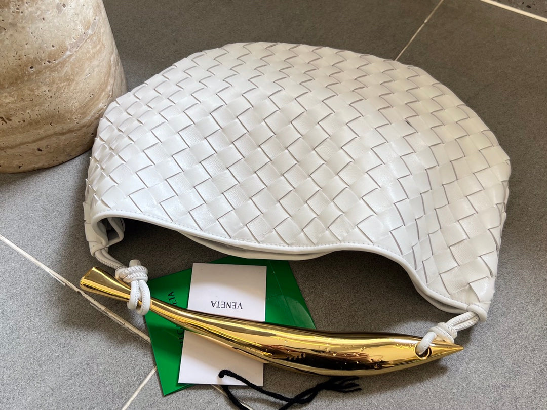 Bottega Veneta SARDINE 33 WITH CHAIN IN WHITE LAMBSKIN