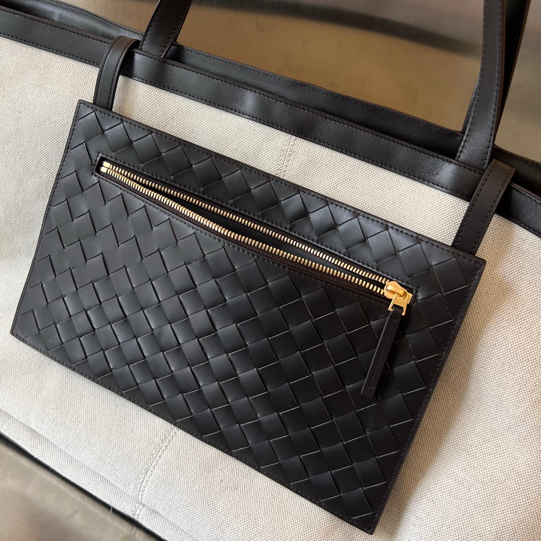 Bottega Veneta FLIP FLAP 38 IN WHITE CANVAS AND BLACK CALSKIN