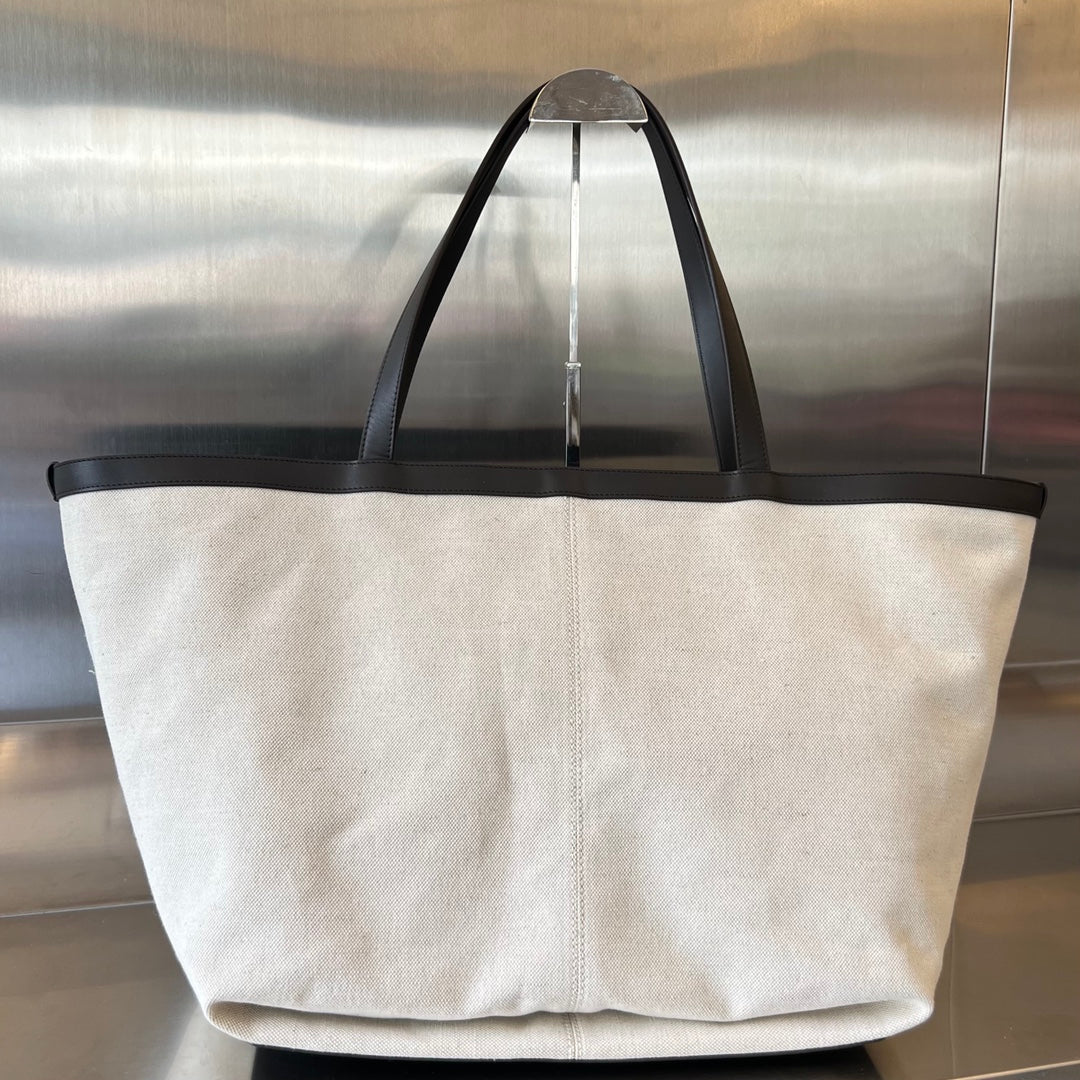 Bottega Veneta FLIP FLAP 38 IN WHITE CANVAS AND BLACK CALSKIN