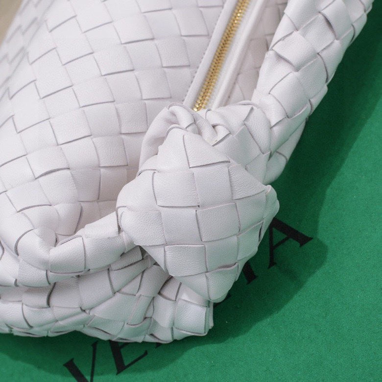 Bottega Veneta small jodie 48 white lambskin