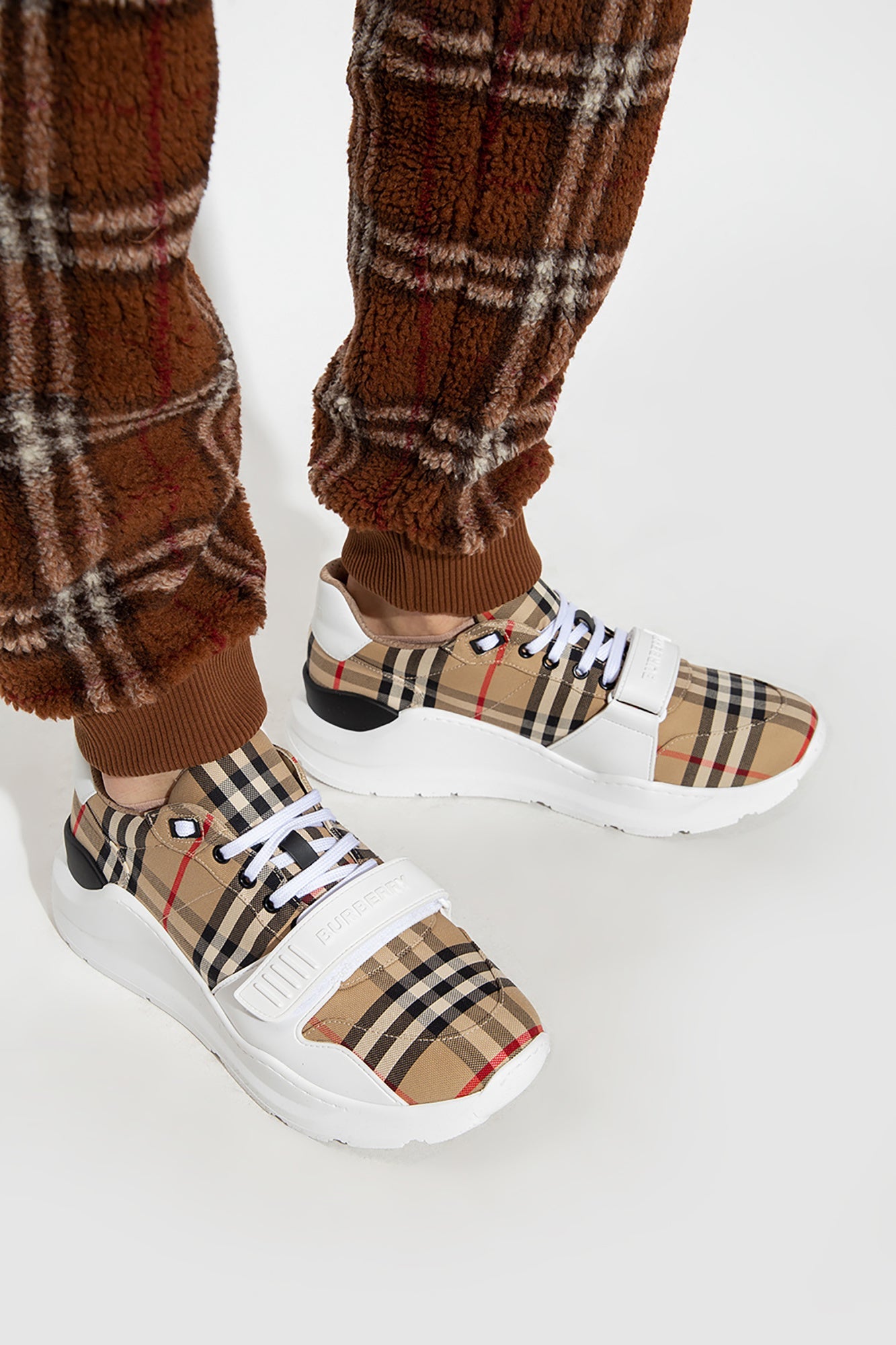 Burberry Sports shoes with a plaid pattern in BROWN - 41.5