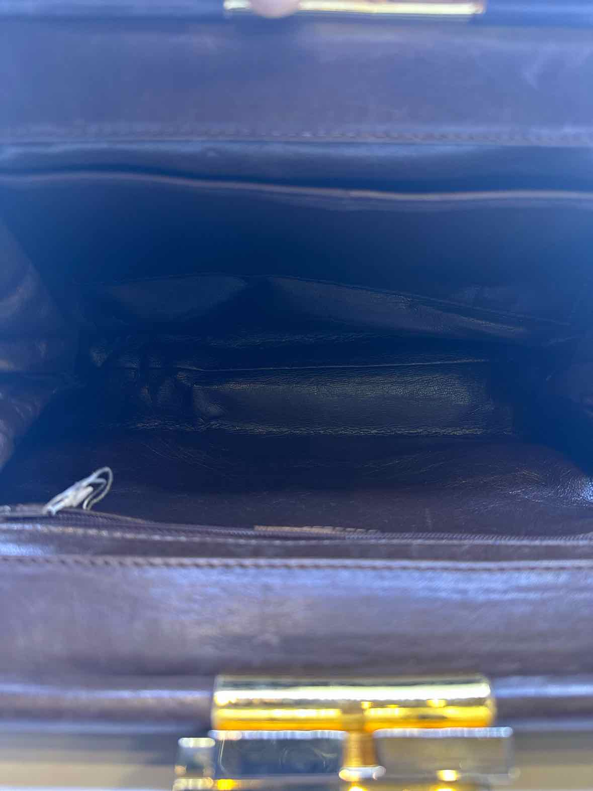 FENDI Brown Leather Solid Clutch