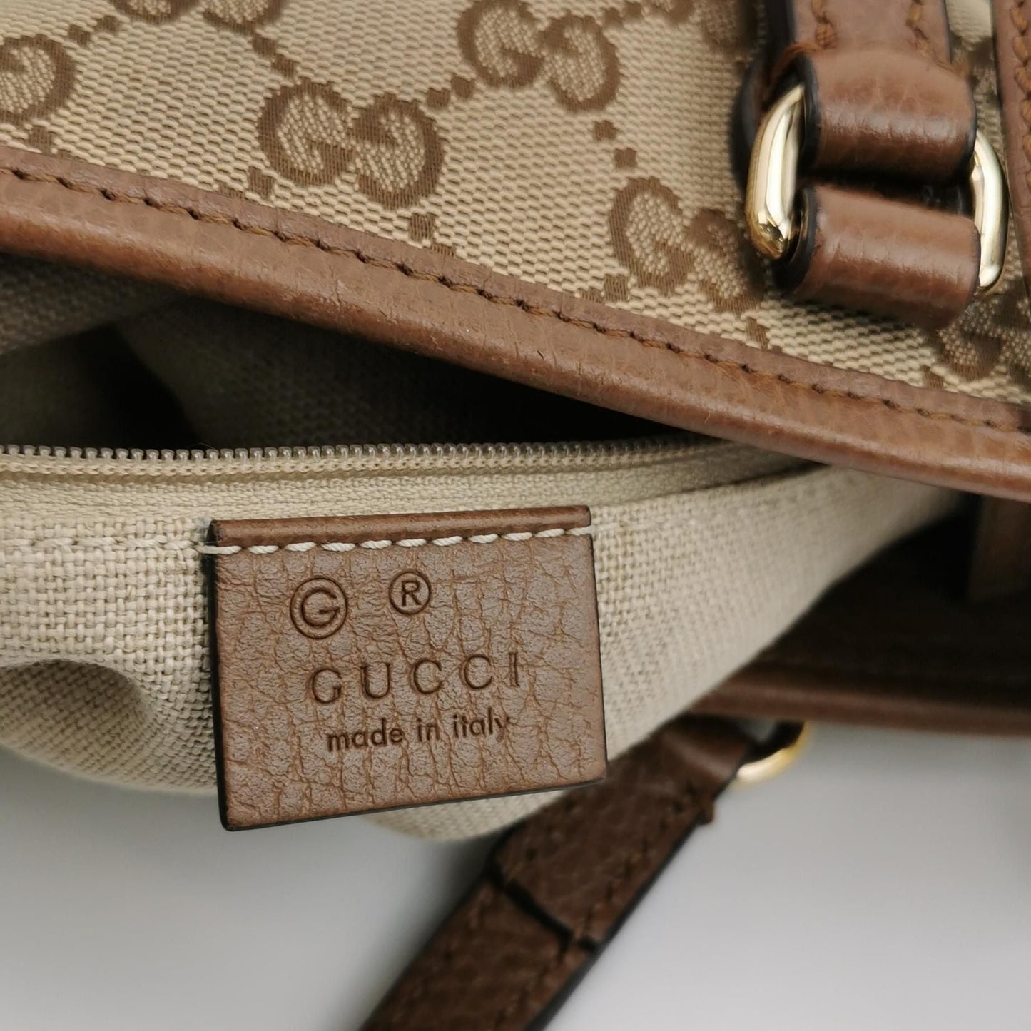 Preloved Gucci Bree Leather Canvas GG Monogram Interlocking G Tassel Crossbody Bag 047852700386