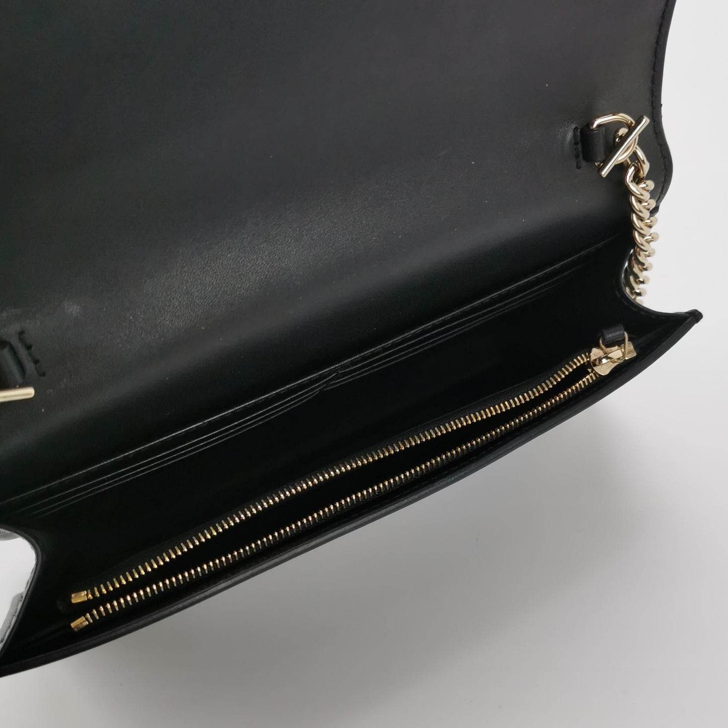 Preloved Gucci GG Embossed Shoulder Bag 250615781238274