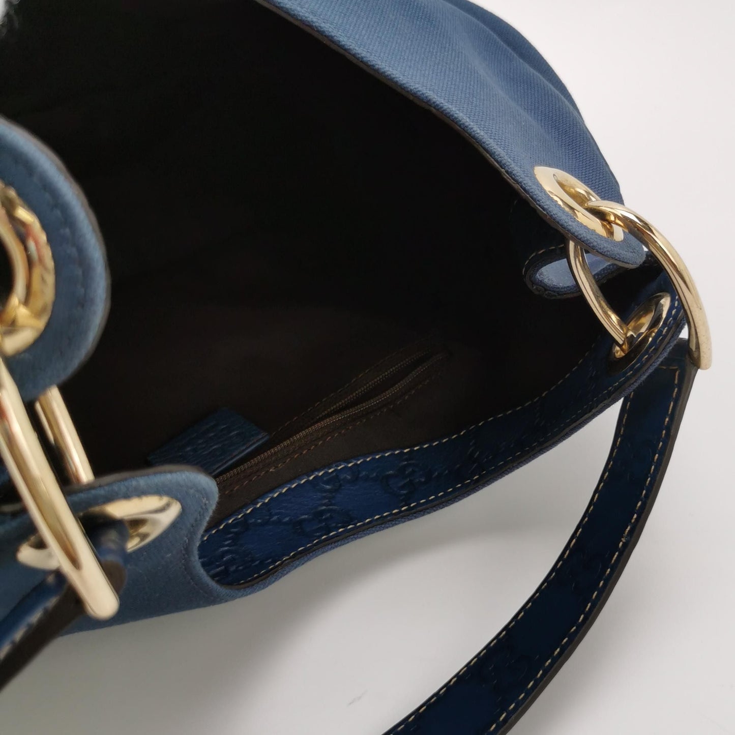 Preloved Gucci GG Canvas Shoulder Bag 067851300246