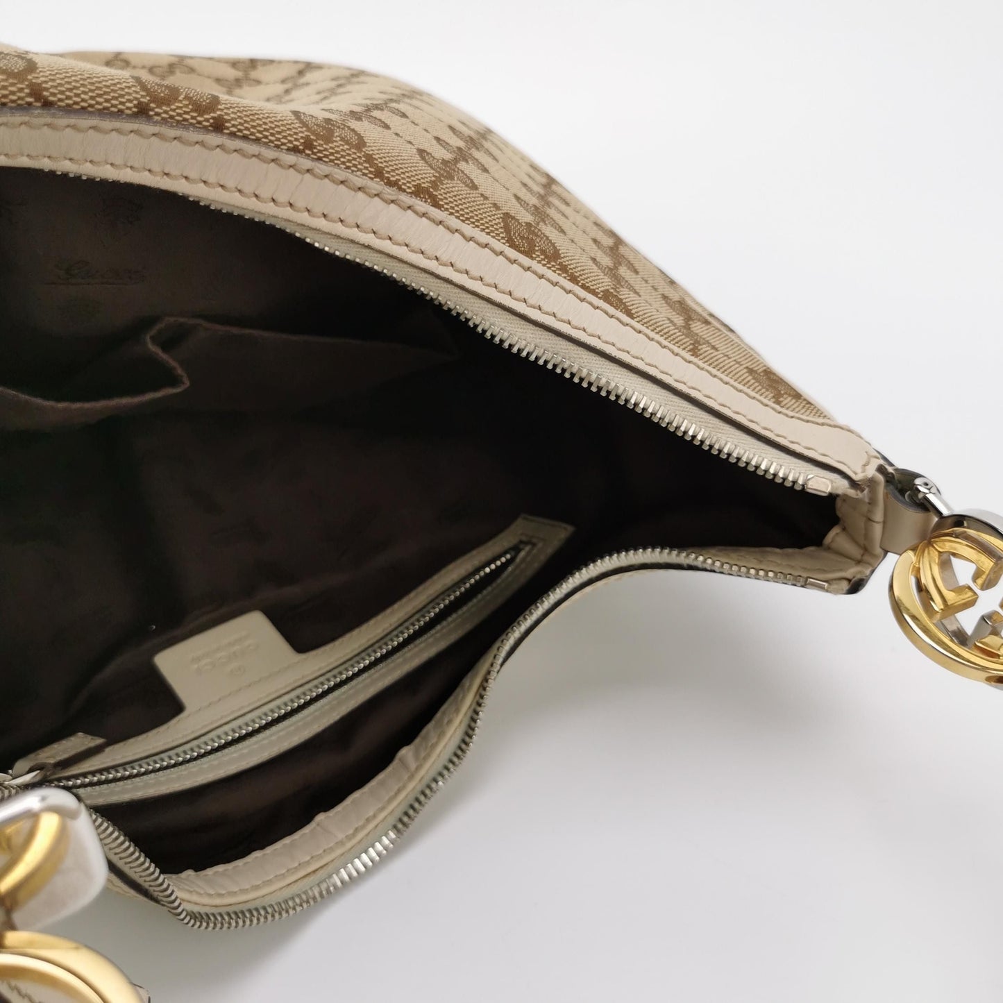 Preloved Gucci GG Canvas Shoulder Bag 250611781232066