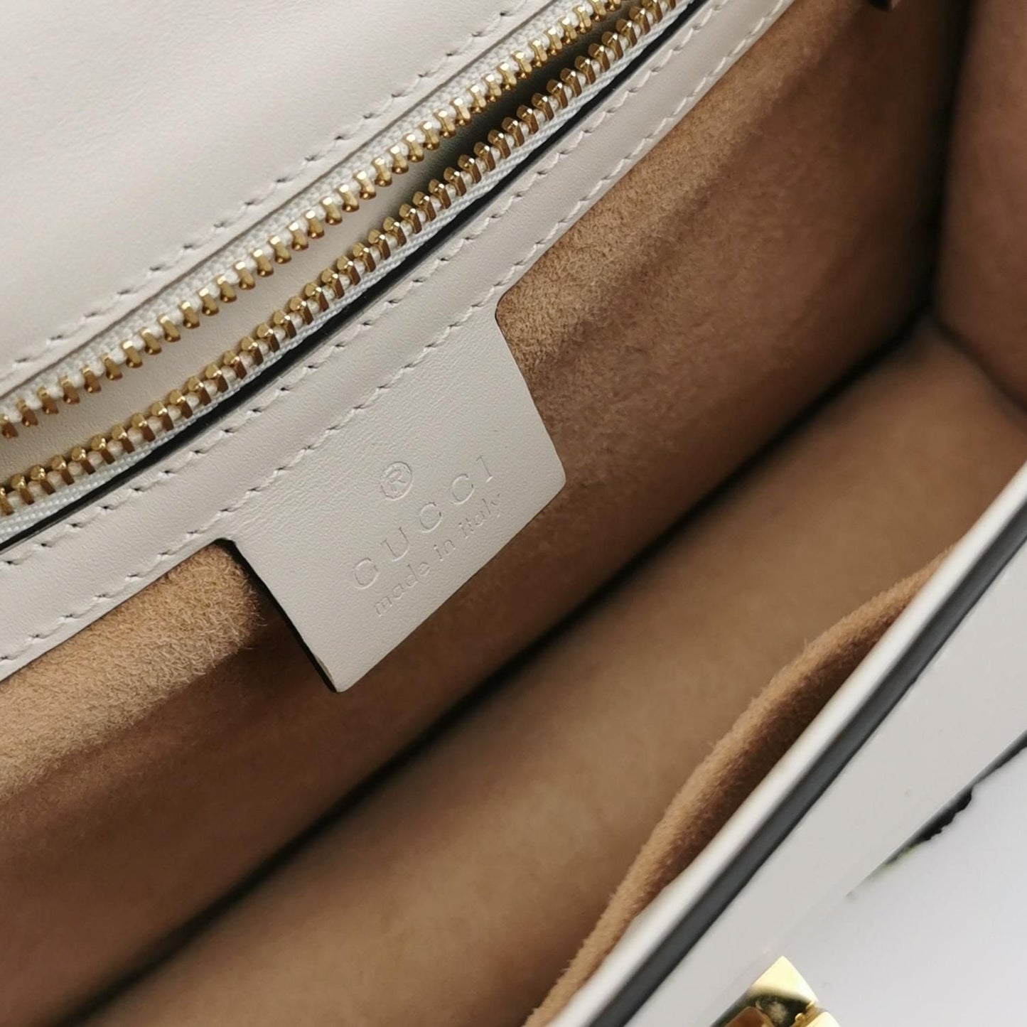 Preloved Gucci Sylvie Small Leather and Canvas Shoulder Bag 250707781268378