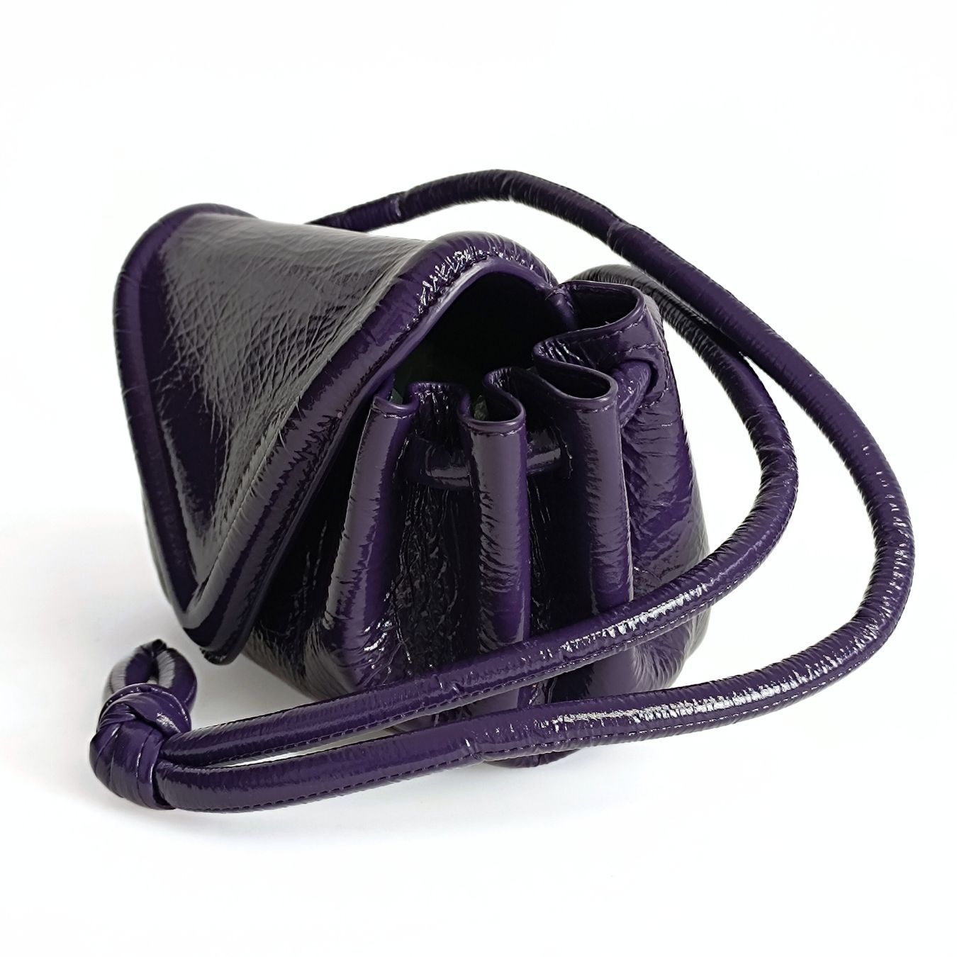 BOTTEGA VENETA Becco shoulder bag in purple textured leather
