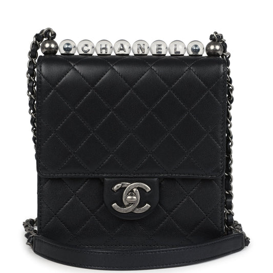 Chanel Chic Pearls Flap Bag Black Calfskin Aged Ruthenium Hardware