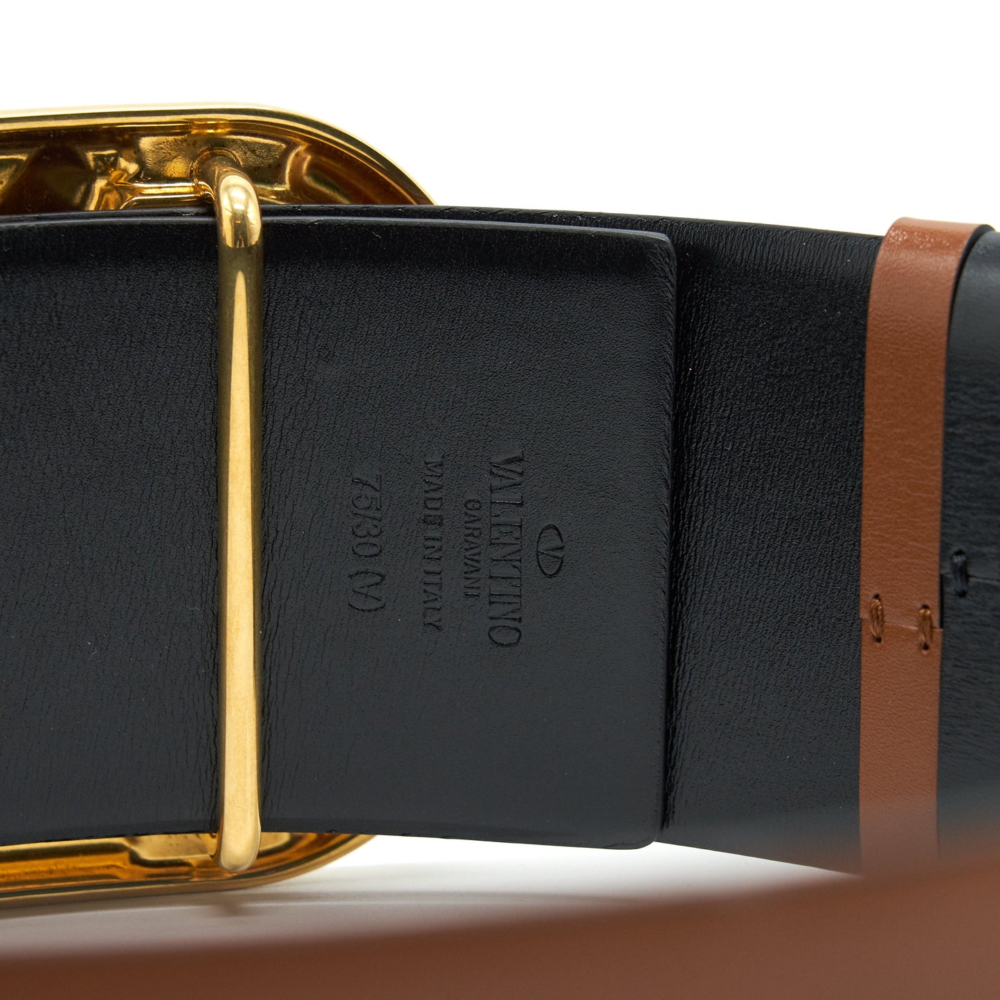 Valentino Garavani V logo Reversible Leather Belt Size75
