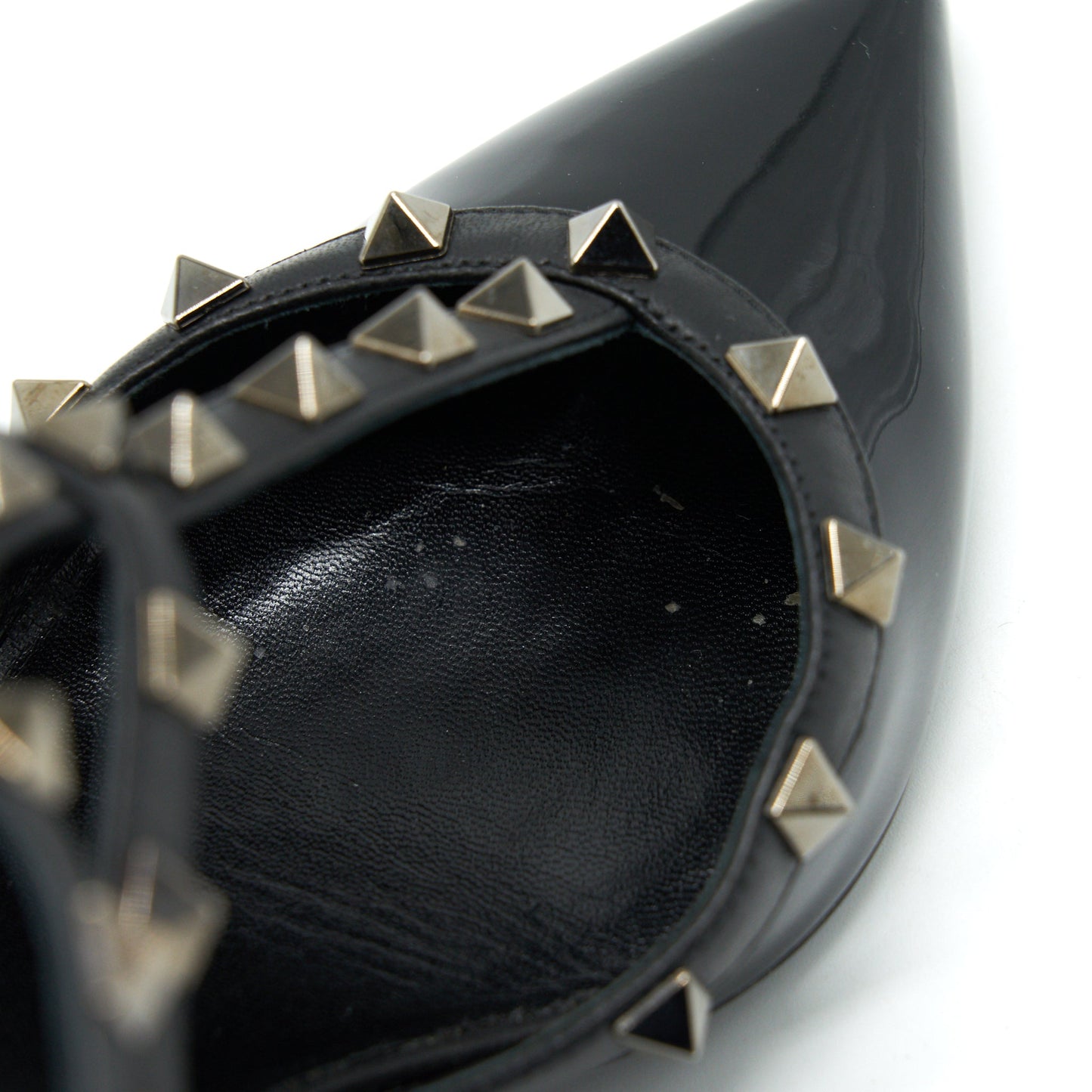Valentino Size 38.5 Rockstud Patent Caged Pump Black