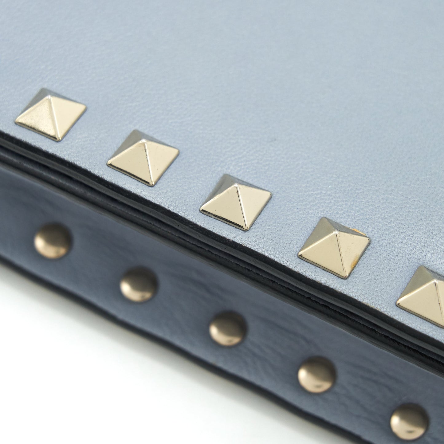 Valentino Rockstud small Clutch blue-grey GHW