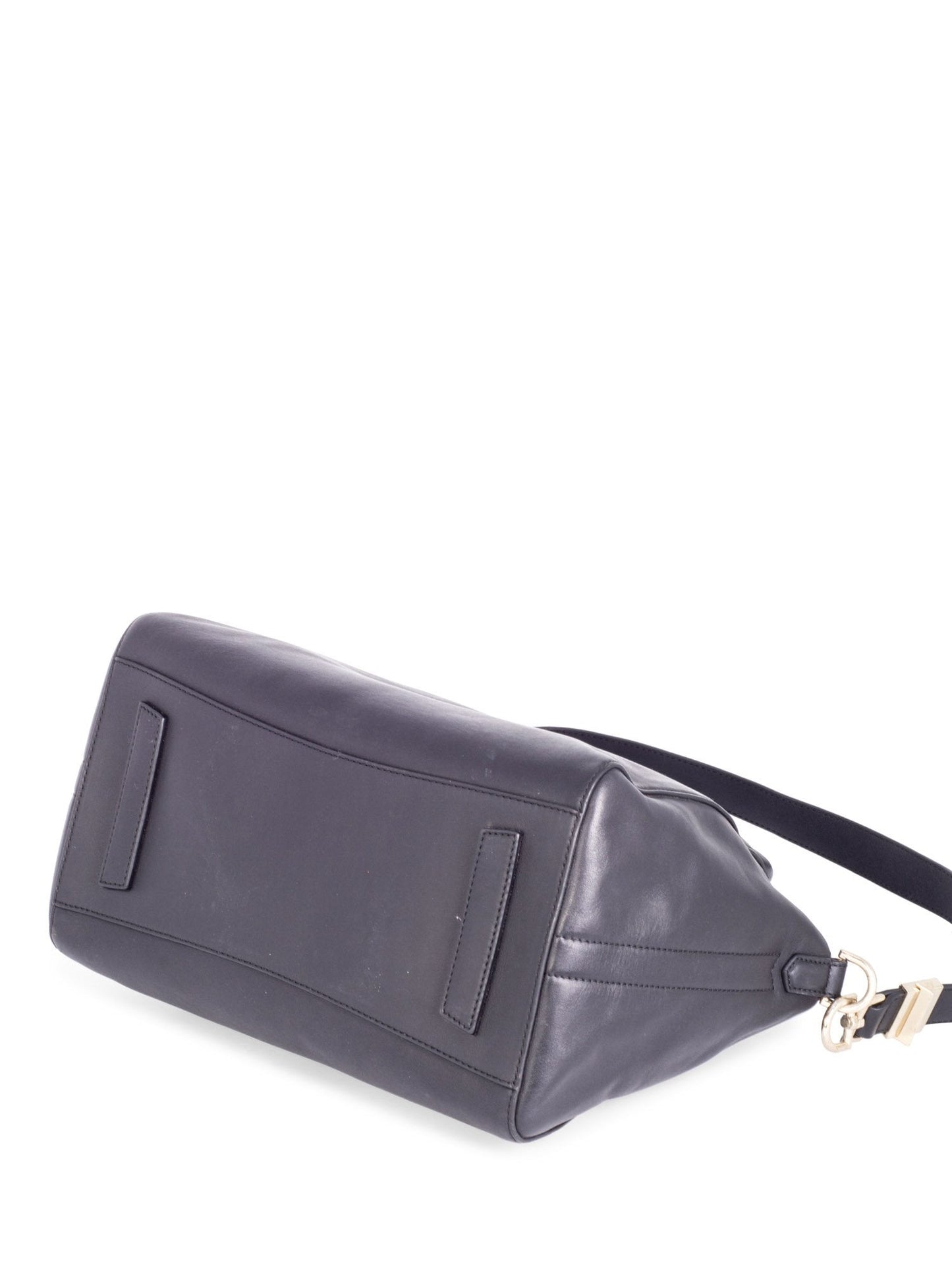 Givenchy Leather Medium Antigona Bag Black