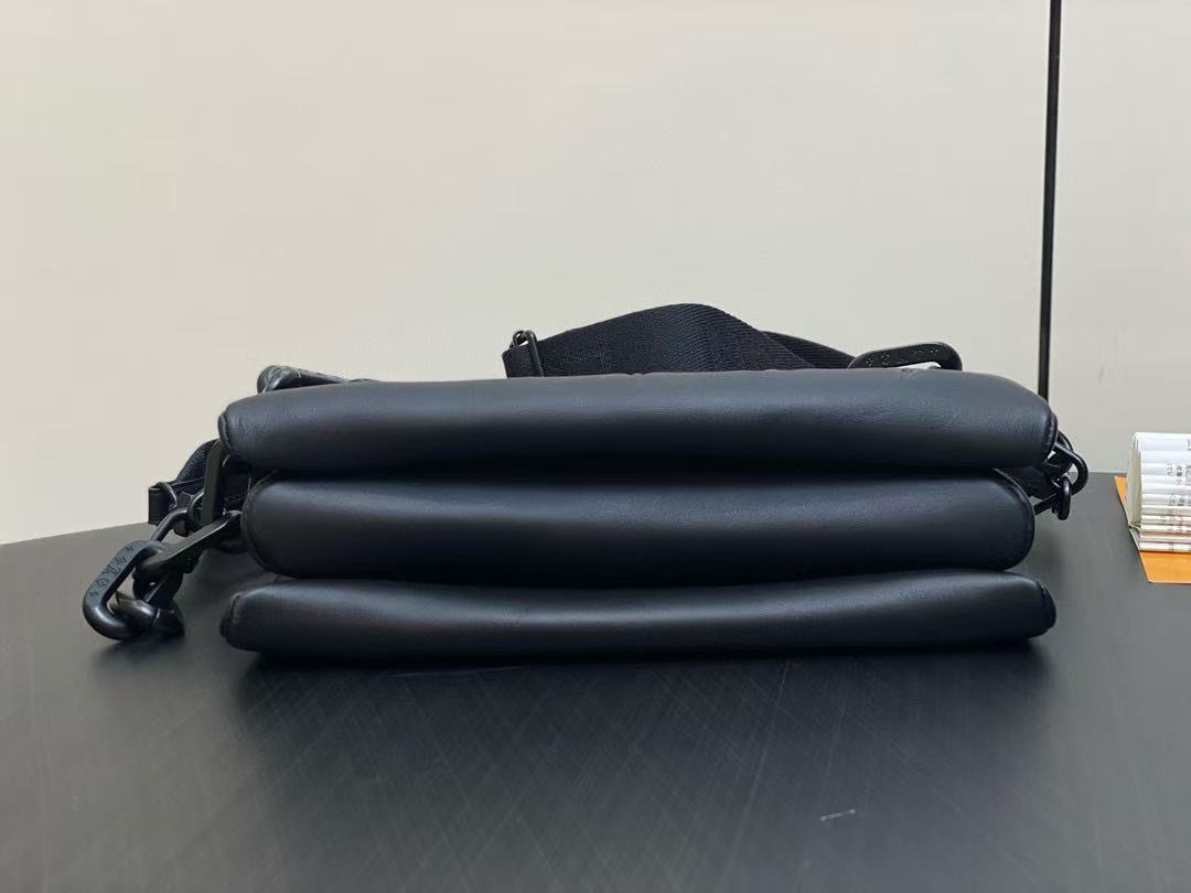 Louis Vuitton Coussin 26cm Black Monogram Empreinte Calfskin Black Hardware