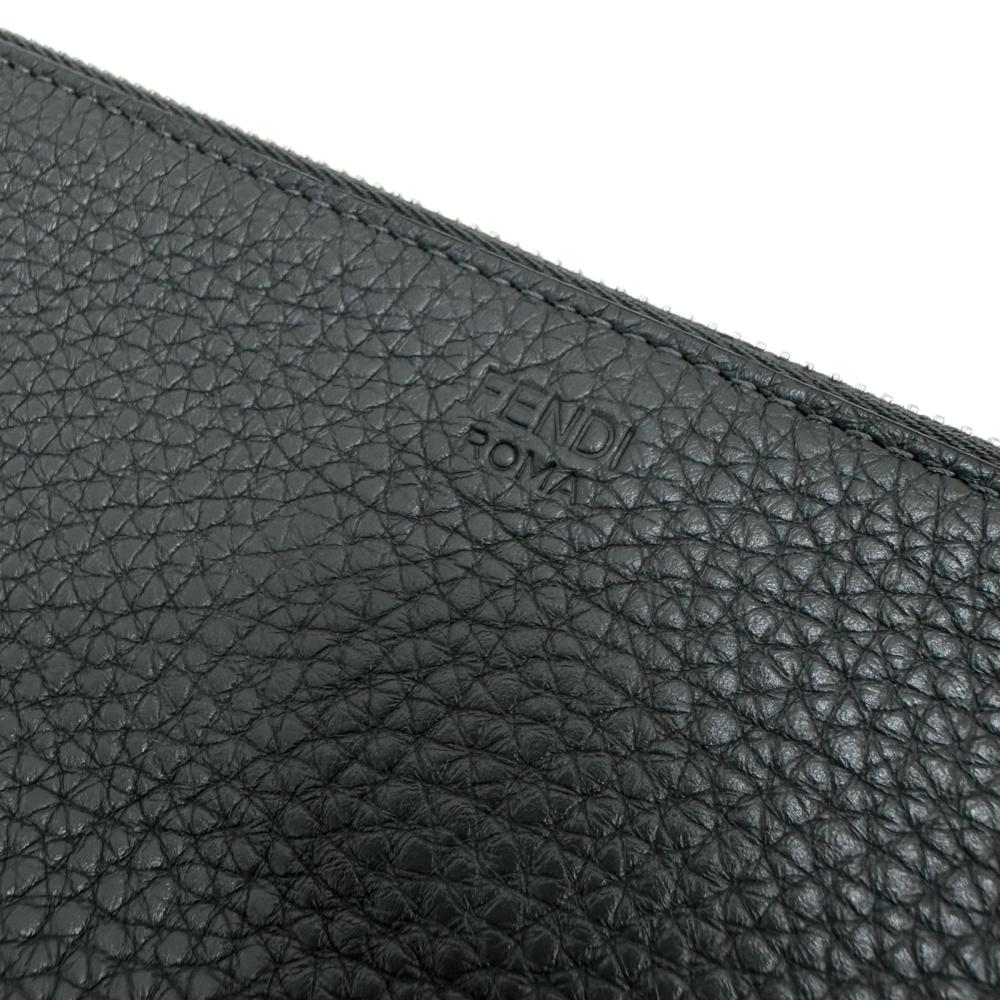 Fendi Leather Clutch Bag 7N0078