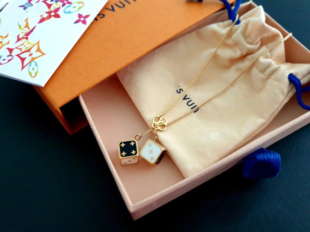 Louis Vuitton NEW DICE GAME ON NECKLACE