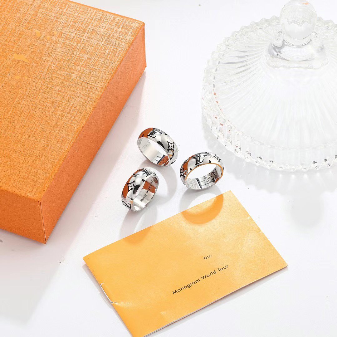 Louis Vuitton SILVER MONOGRAM RING