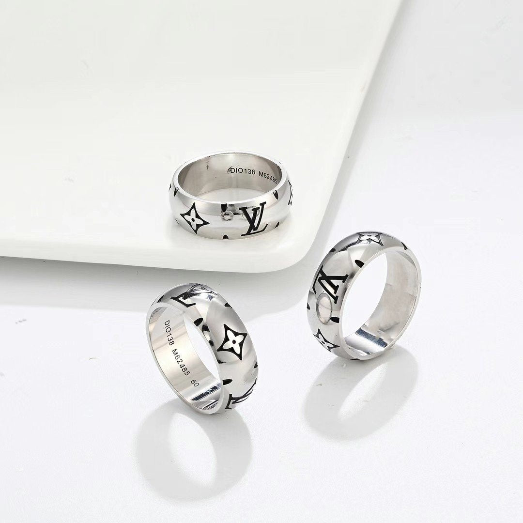 Louis Vuitton SILVER MONOGRAM RING