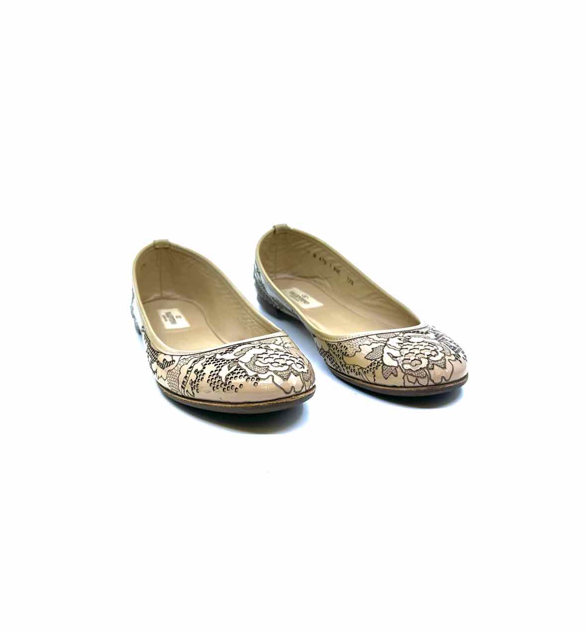 VALENTINO Size 7.5 Nude Patent Leather Flats