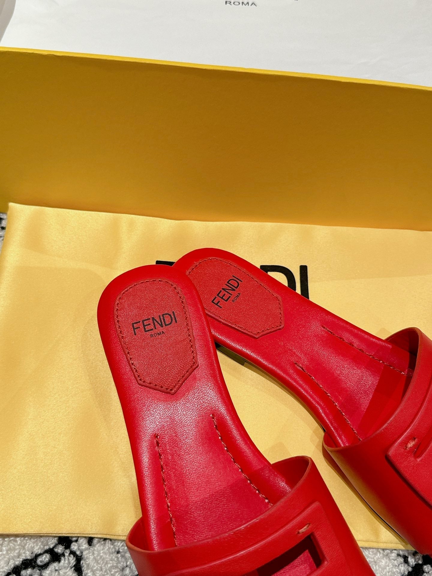 FENDI FF Baguette Red Leather Slide