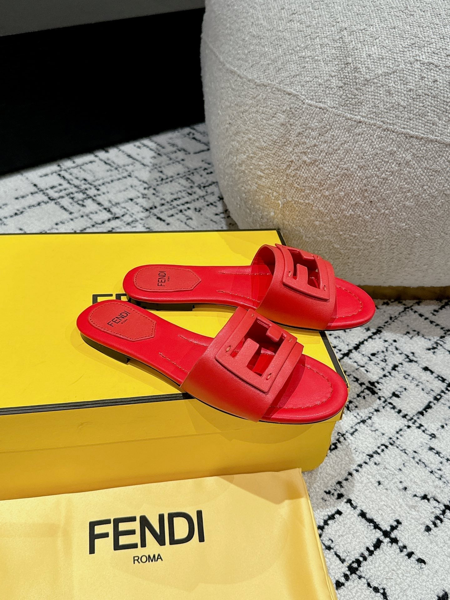 FENDI FF Baguette Red Leather Slide