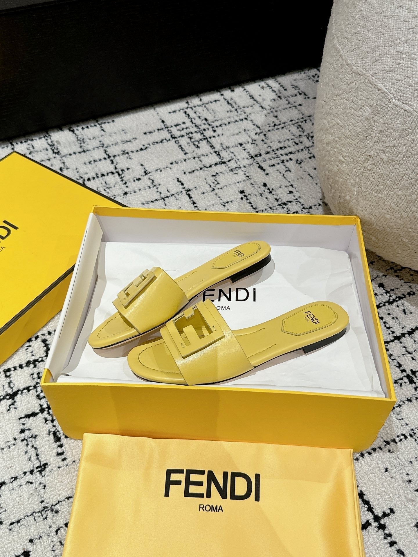 FENDI FF Baguette Yellow Leather Slide