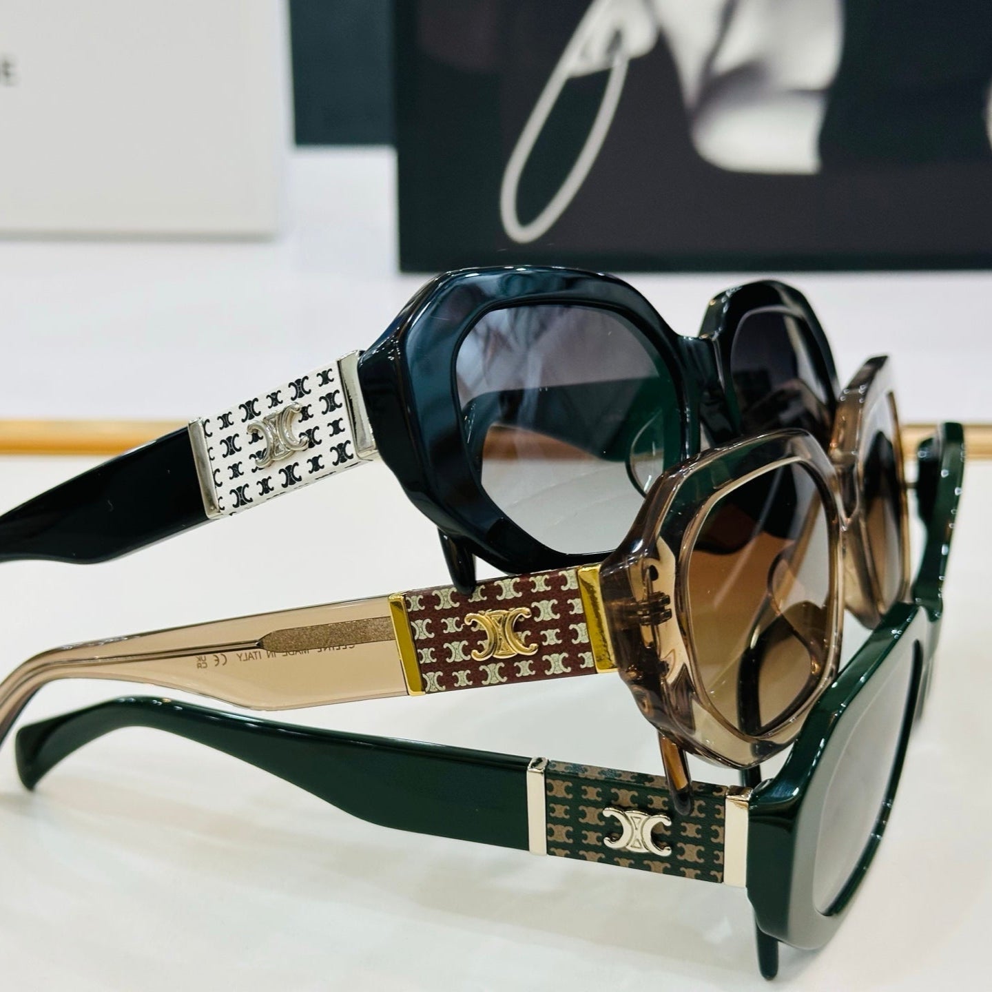 Celine TRIOMPHE OVAL SUNGLASS CL40169 IN ACETATE