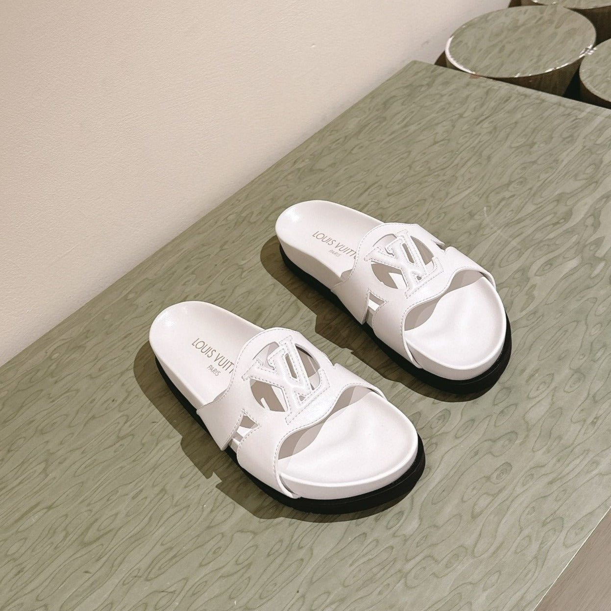 Louis Vuitton sandal isola flat mule white calfskin