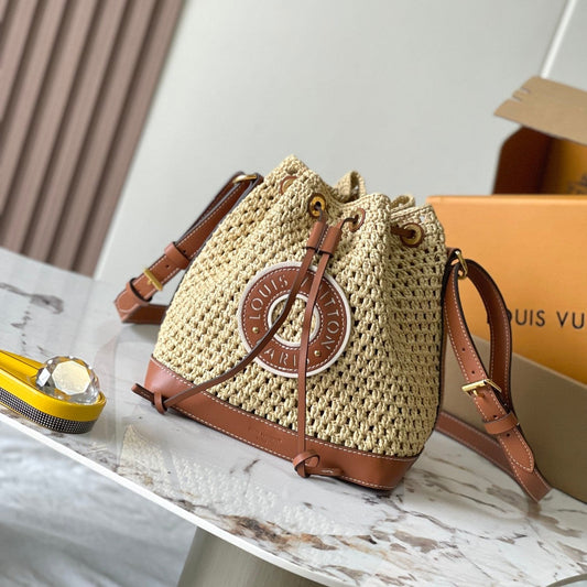 Louis Vuitton noe bb 22cm beige raffia tan calfskin