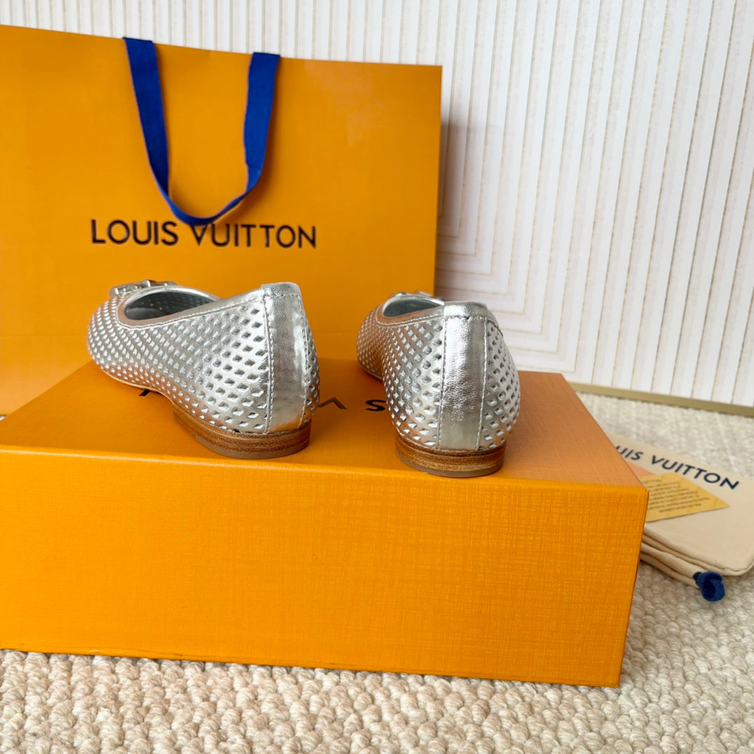 Louis Vuitton Shake Flat Ballerina Silver Cowhide