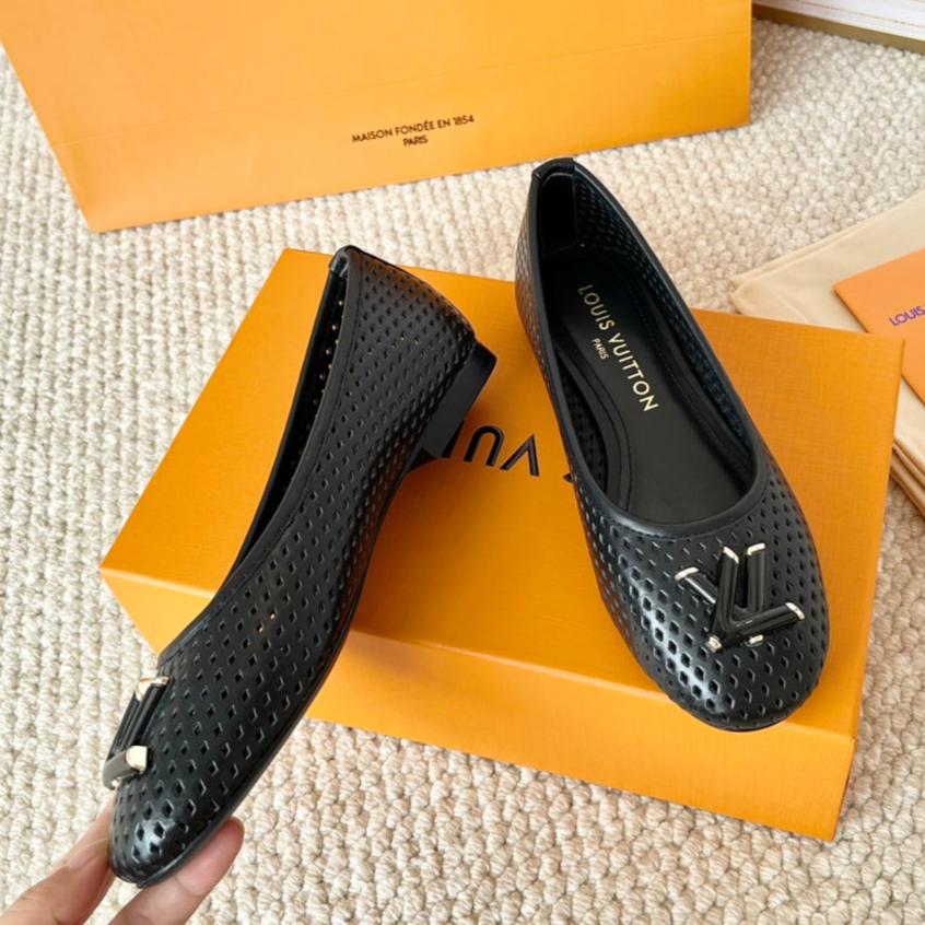 Louis Vuitton Shake Flat Ballerina Black Cowhide