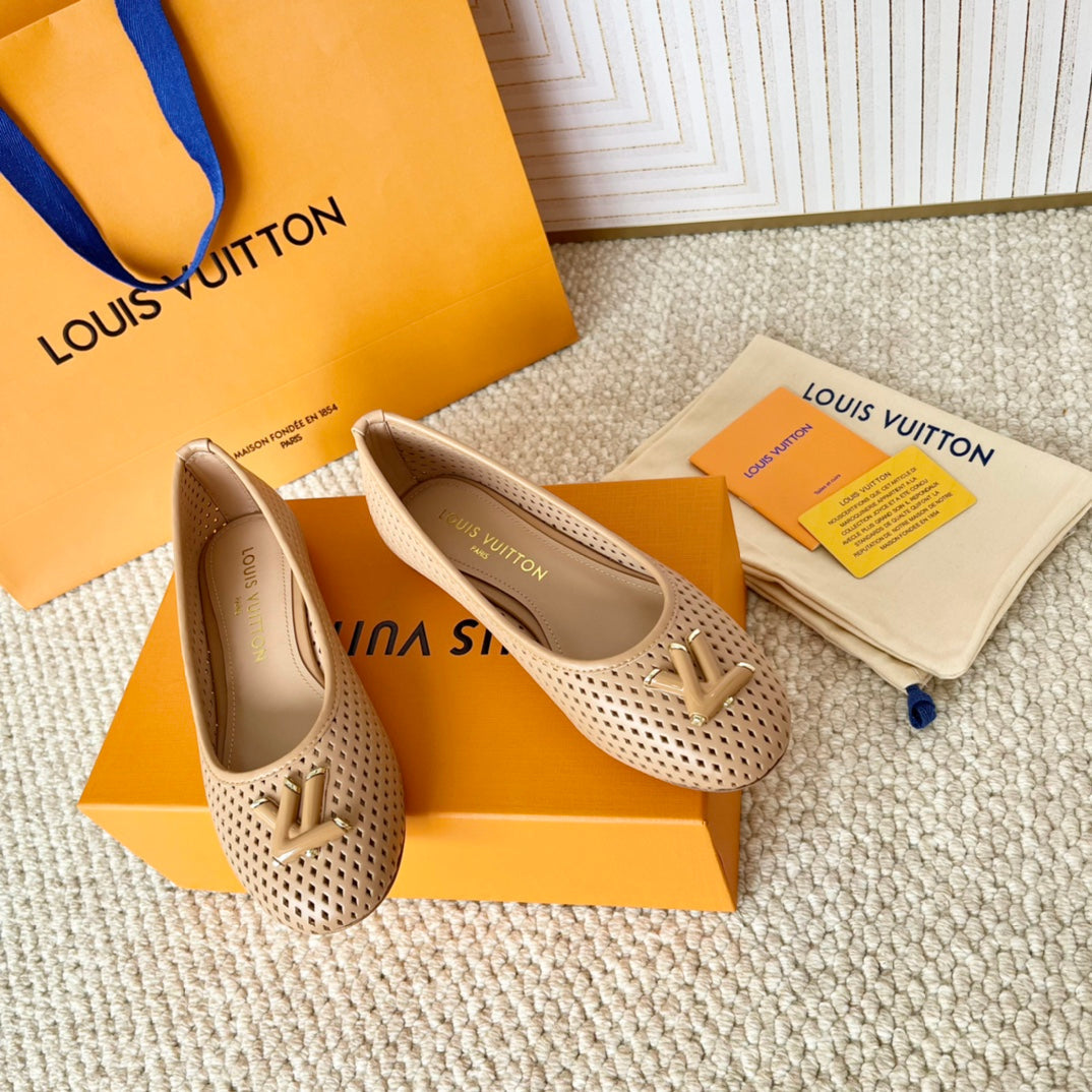 Louis Vuitton Shake Flat Ballerina Beige Cowhide