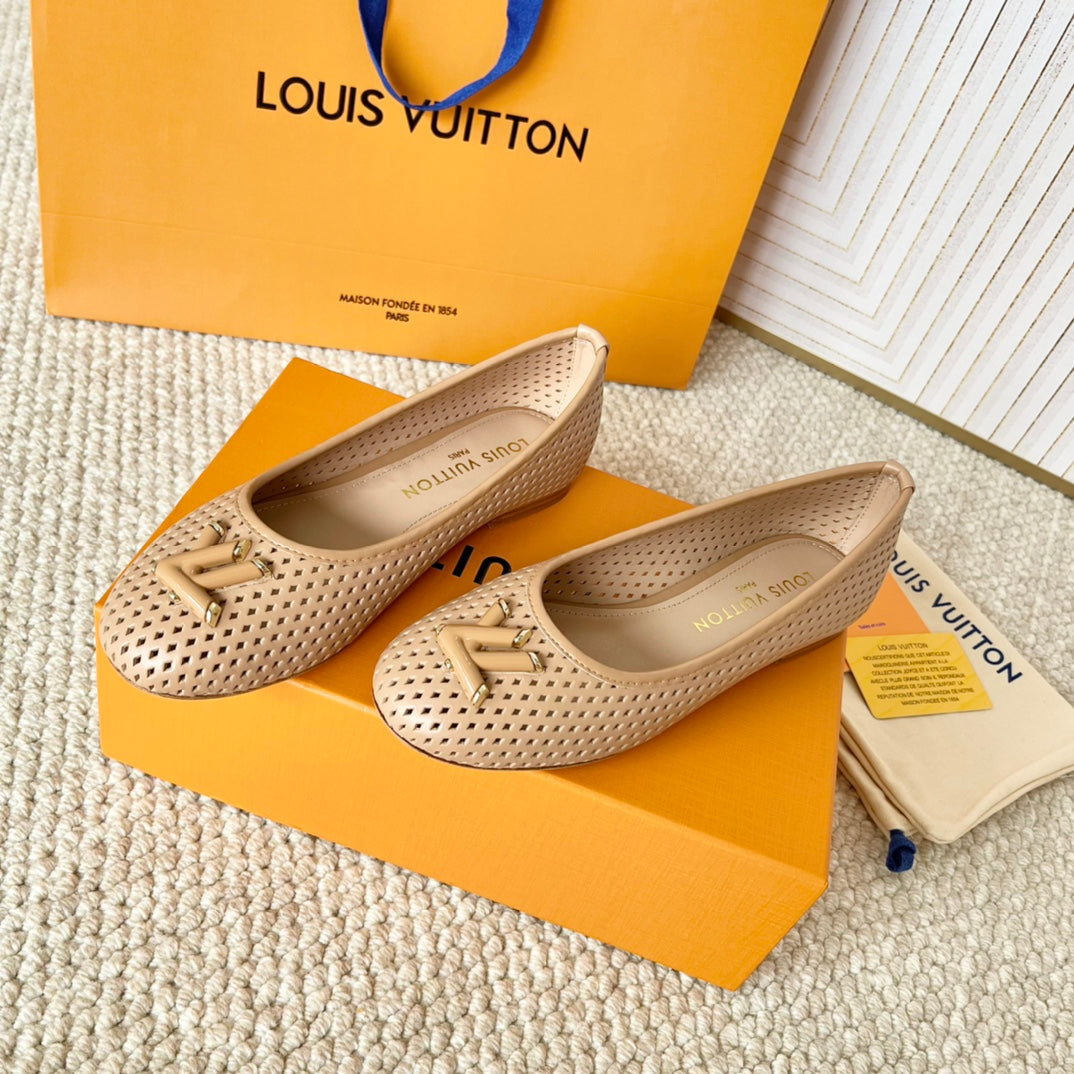 Louis Vuitton Shake Flat Ballerina Beige Cowhide